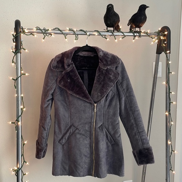 ✨Gray Winter Coat✨ - Picture 2 of 9